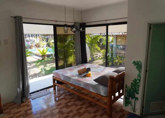 La Provinzia Exclusive Use - 3 Air-conditioned 3 Fan Cooled Huts Good For 12 People Poro
